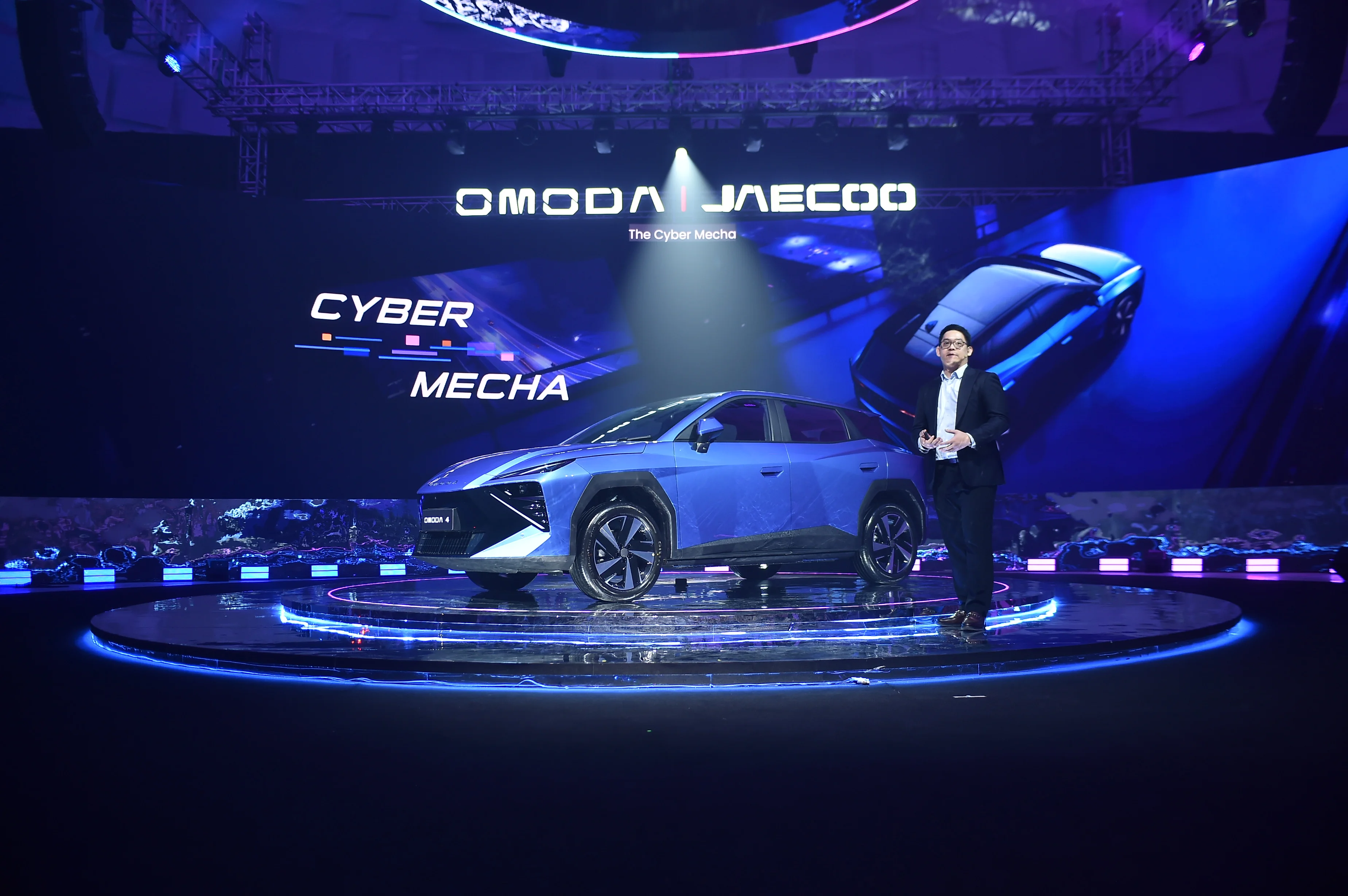 OMODA 04 EV, Mobil Pertama Berbasis AI Meluncur di GIIAS