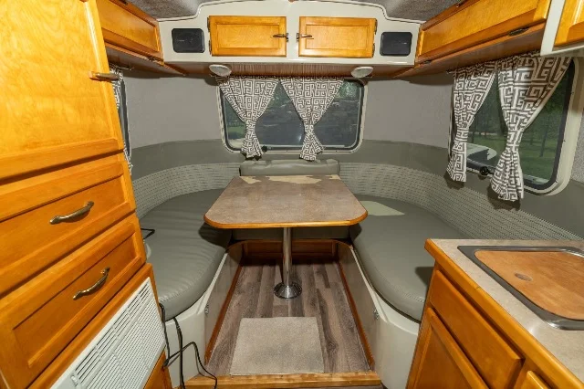 VW Kombi 1962 Ini Habiskan Rp2 Miliar Buat Restorasi, Lihat Hasilnya Langsung Paham Kenapa