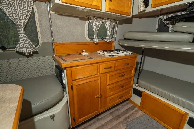 VW Kombi 1962 Ini Habiskan Rp2 Miliar Buat Restorasi, Lihat Hasilnya Langsung Paham Kenapa