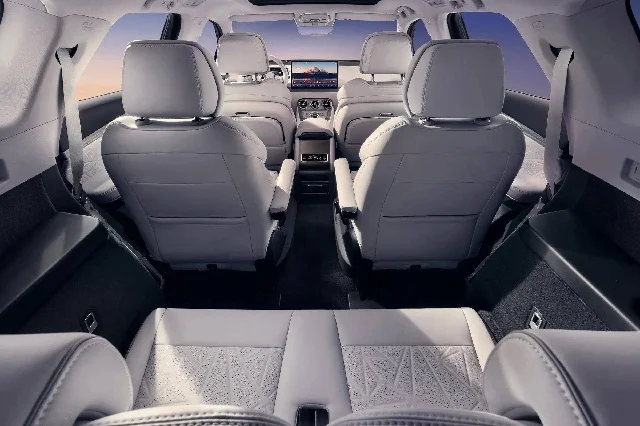 BYD Bikin Geger, Denza N8 Hadir dengan 1.193 HP, SUV Listrik Lebih Kencang dari Supercar