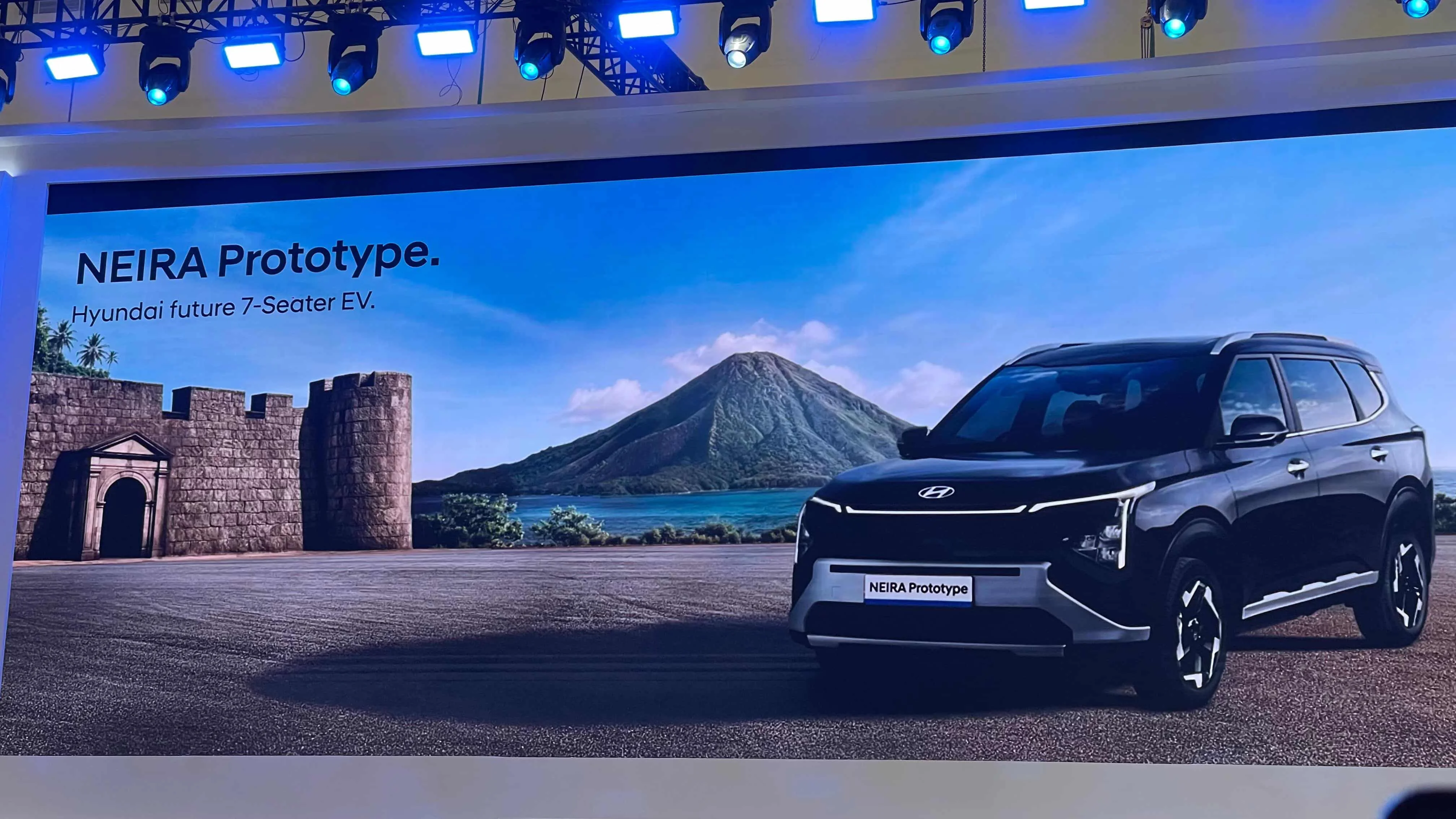 5 Mobil Baru Hyundai Bikin Geger GIIAS 2026, Harga Stargazer Cartenz Turun Rp37,9 Juta!