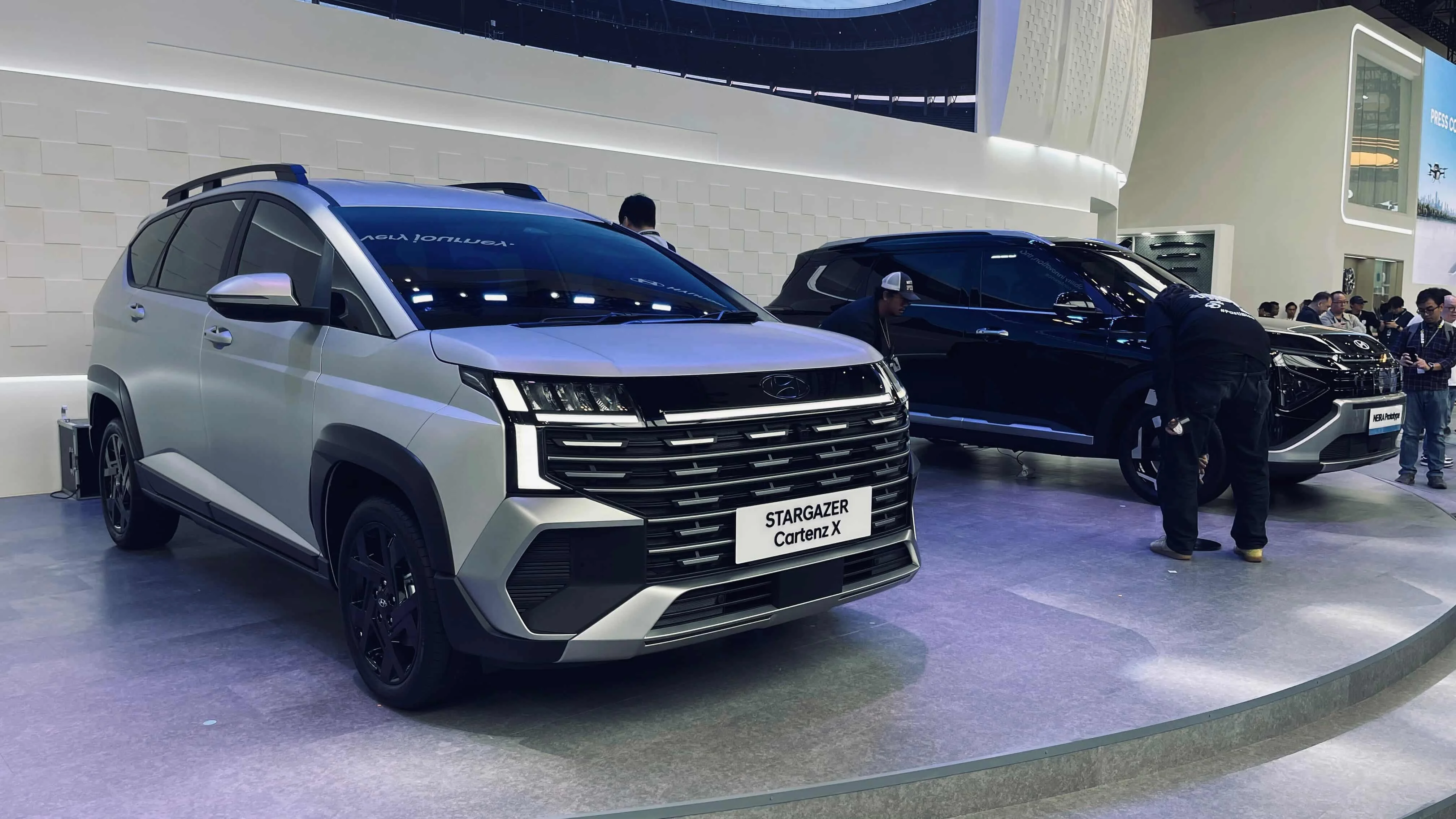 5 Mobil Baru Hyundai Bikin Geger GIIAS 2026, Harga Stargazer Cartenz Turun Rp37,9 Juta!
