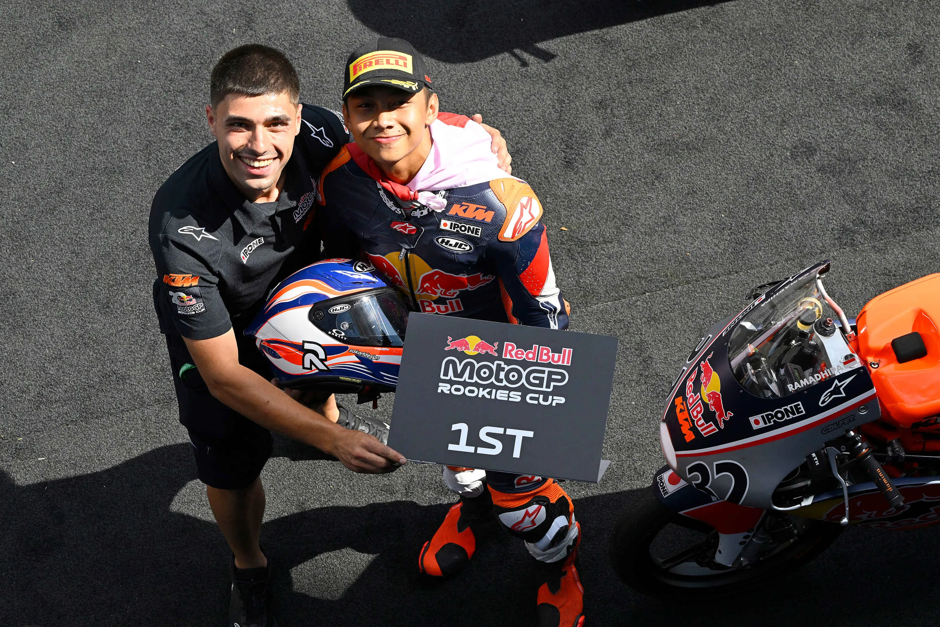 Kiandra Ramadhipa Akhirnya Menang Lagi di Red Bull MotoGP Rookies Cup Jerman