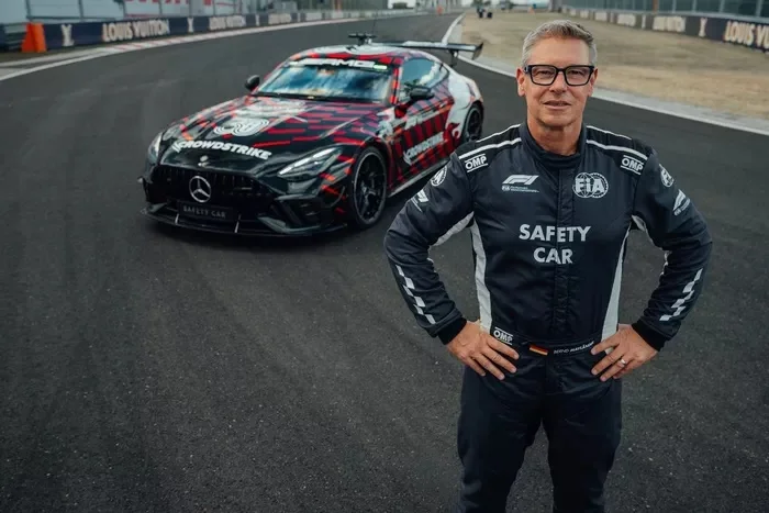 Mercedes-AMG Hadirkan Mobil Safety Car Baru Mulai F1 GP Hungaria, Apa Itu?