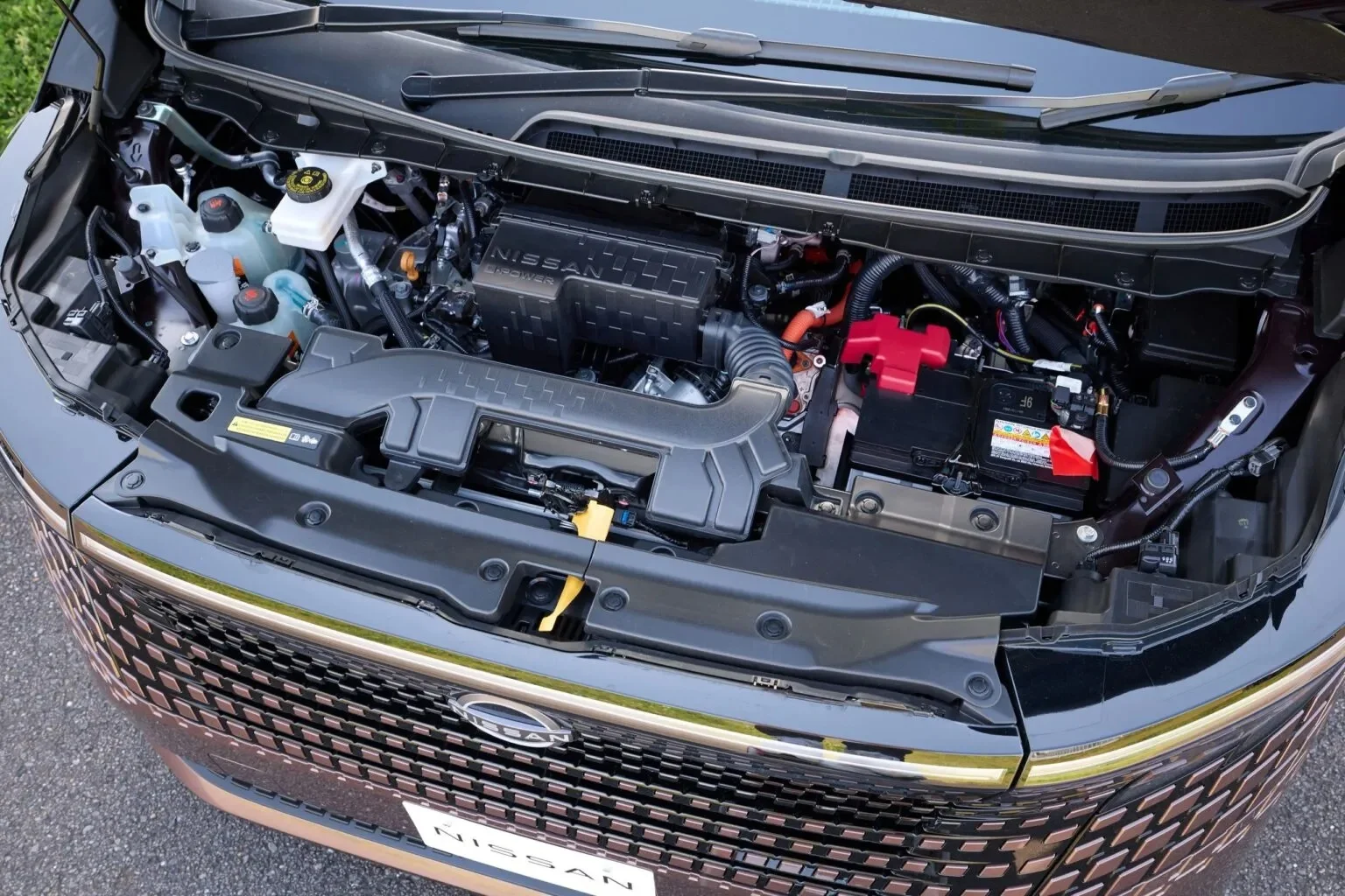 Nissan Elgrand Generasi Terbaru Meluncur, MPV Mewah Dengan Teknologi e-Power