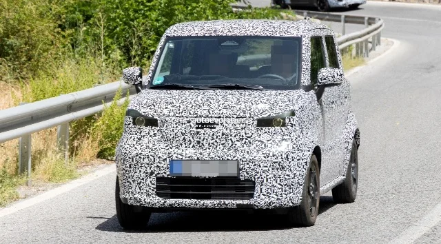 Swift Mini EV? Suzuki Kepergok Uji Coba Mobil Listrik Mungil Sekali Cas 270 Km Harganya Diprediksi Rp480 Jutaan