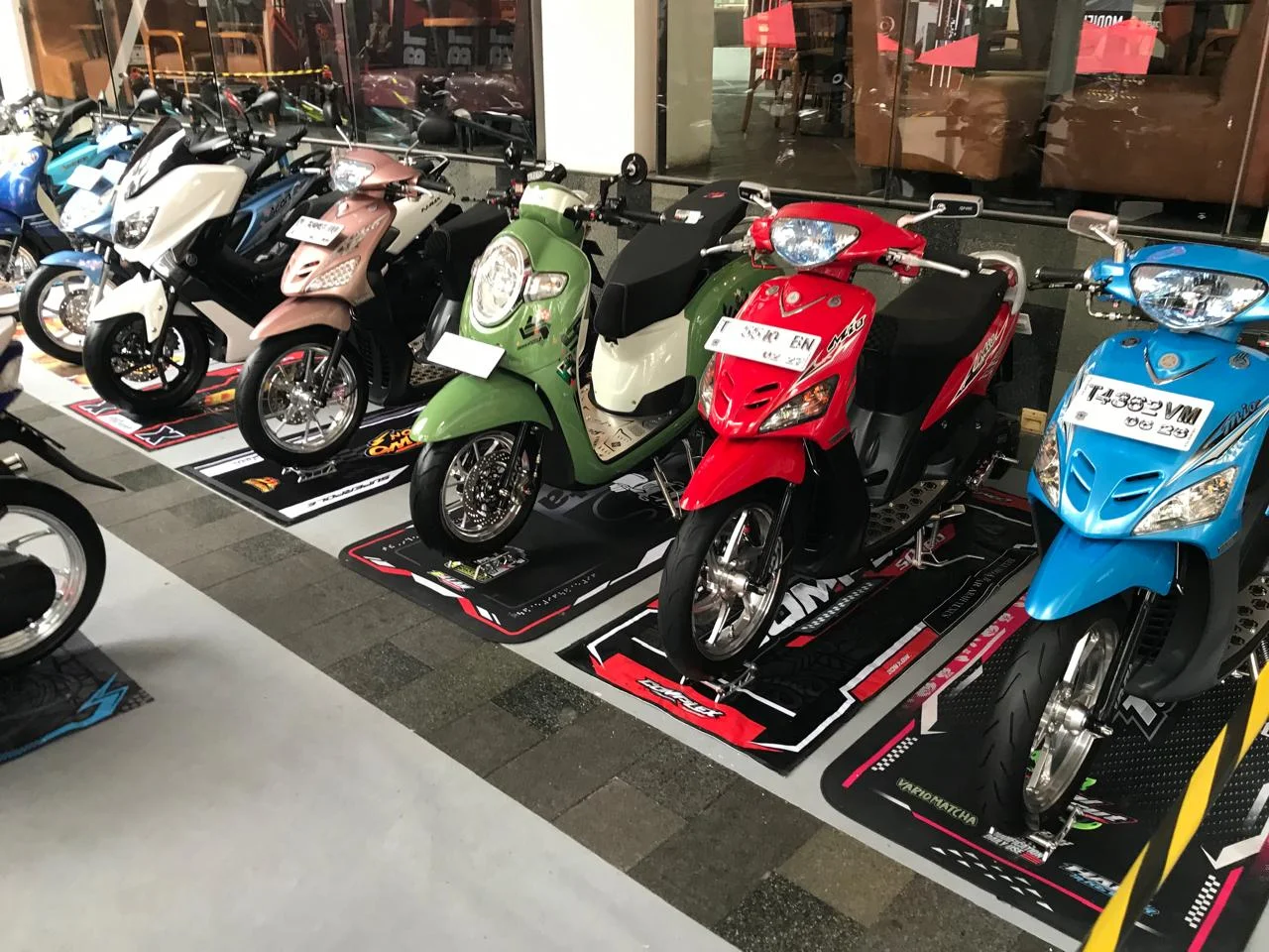 Black Motodify 2026 :  Ratusan Motor Modif Mejeng, Aktivitas Seru dan Music Performance
