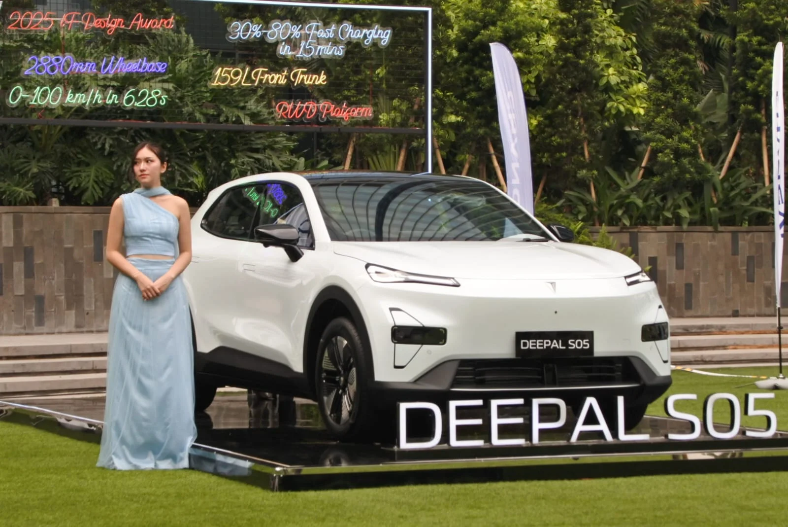 Changan Deepal SO5 Dirilis Dengan Harga Rp509 Juta, Intip Spesifikasinya