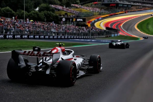 F1: Qualifying Seru, Kimi Antonelli Rebut Pole Position GP Belgia